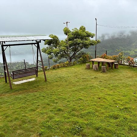 Paramount 3 Ac Bedrooms Hall Garden With Lake View พันช์กานี ภายนอก รูปภาพ