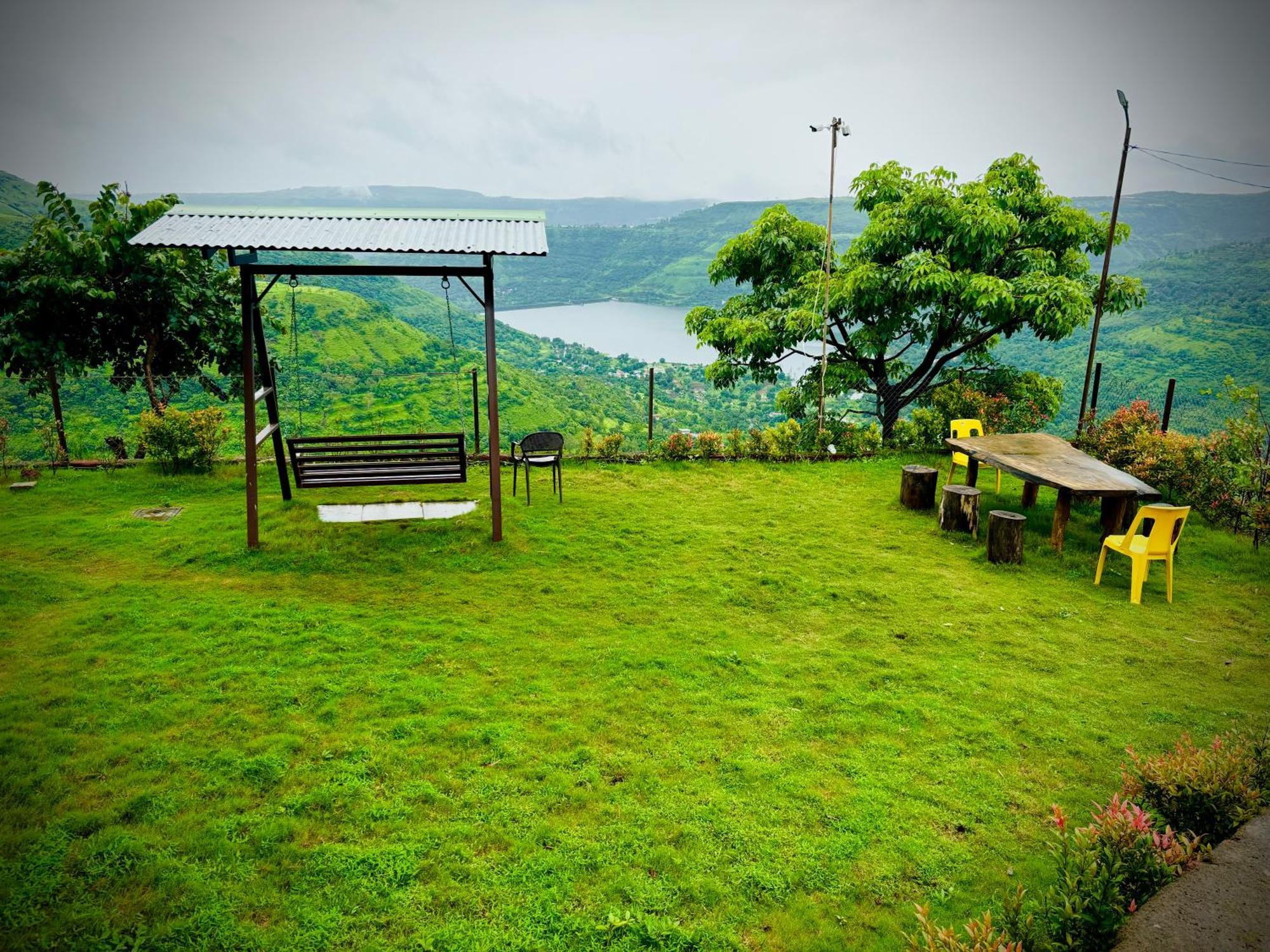 Paramount 3 Ac Bedrooms Hall Garden With Lake View พันช์กานี ภายนอก รูปภาพ